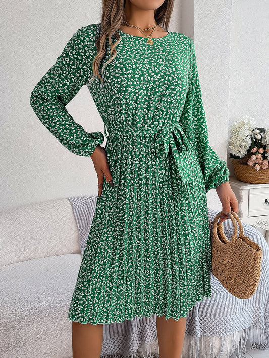 Kleid mit Langarm und Bindegürtel